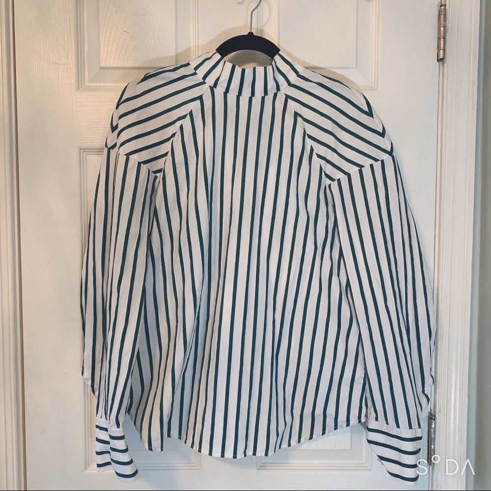 Lewit Tie Back Stripe Shirt Size Medium 🌿